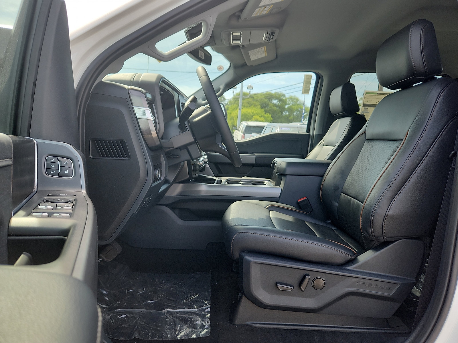 New 2026 Ford F250 Lariat w/ Chrome Package AWD/4WD image 9