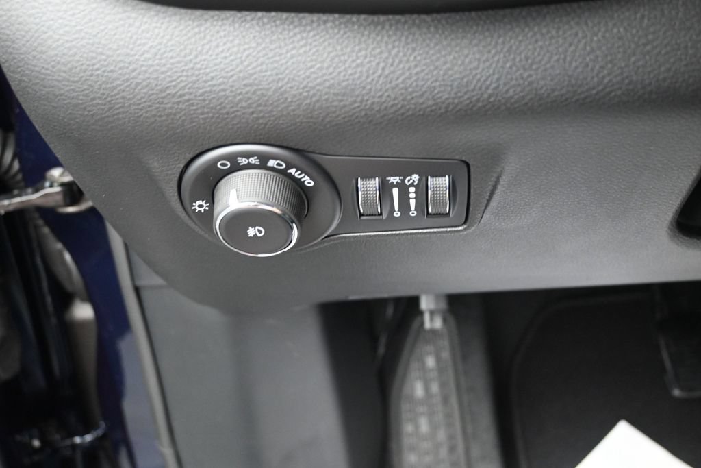 New 2026 Jeep Compass Limited w/ Sun, Sound & Navigation Group AWD/4WD image 29