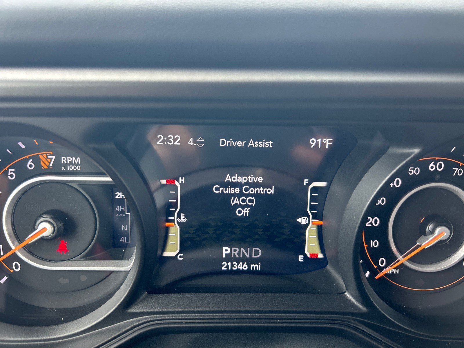 Used 2025 Jeep Gladiator Rubicon AWD/4WD image 12