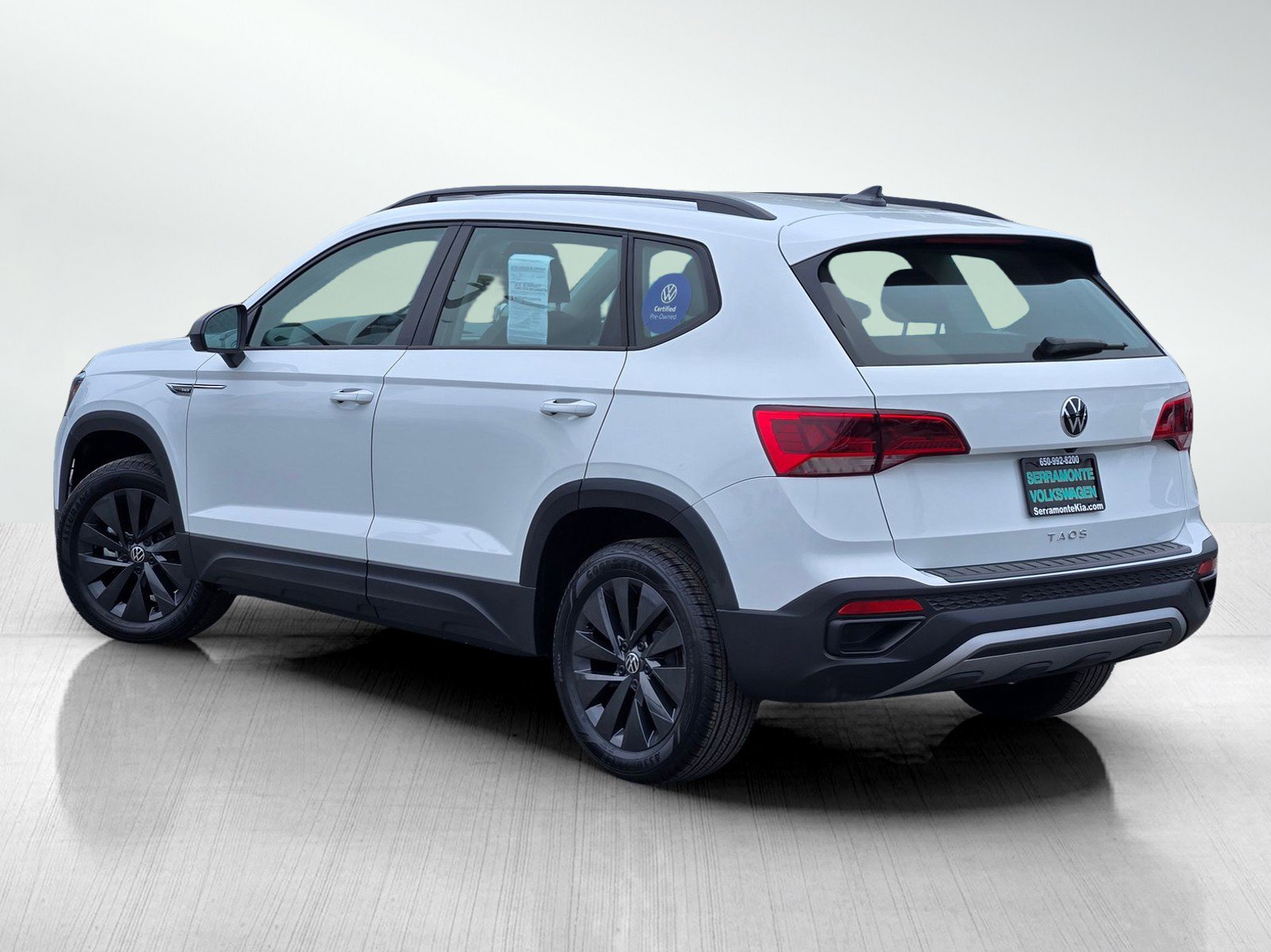 Used 2024 Volkswagen Taos S FWD image 6