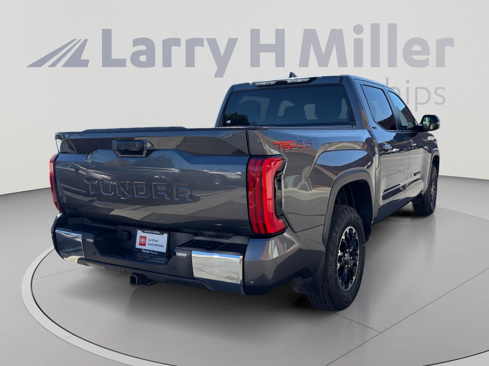 Used 2025 Toyota Tundra SR5 w/ TRD Off-Road Package AWD/4WD image 5