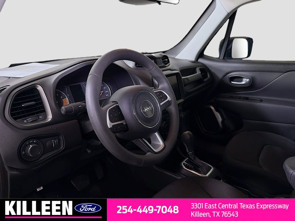 Used 2023 Jeep Renegade Latitude image 10