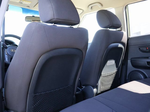 Used 2012 Kia Soul FWD image 12