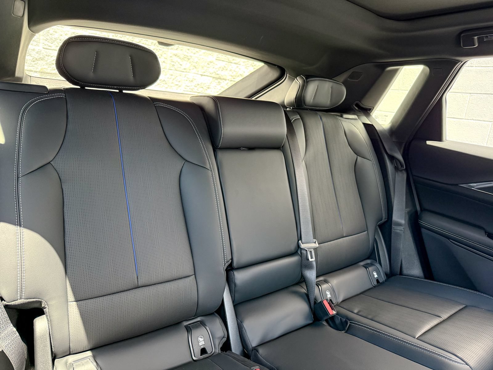 Certified 2024 Cadillac Lyriq Luxury AWD/4WD image 14