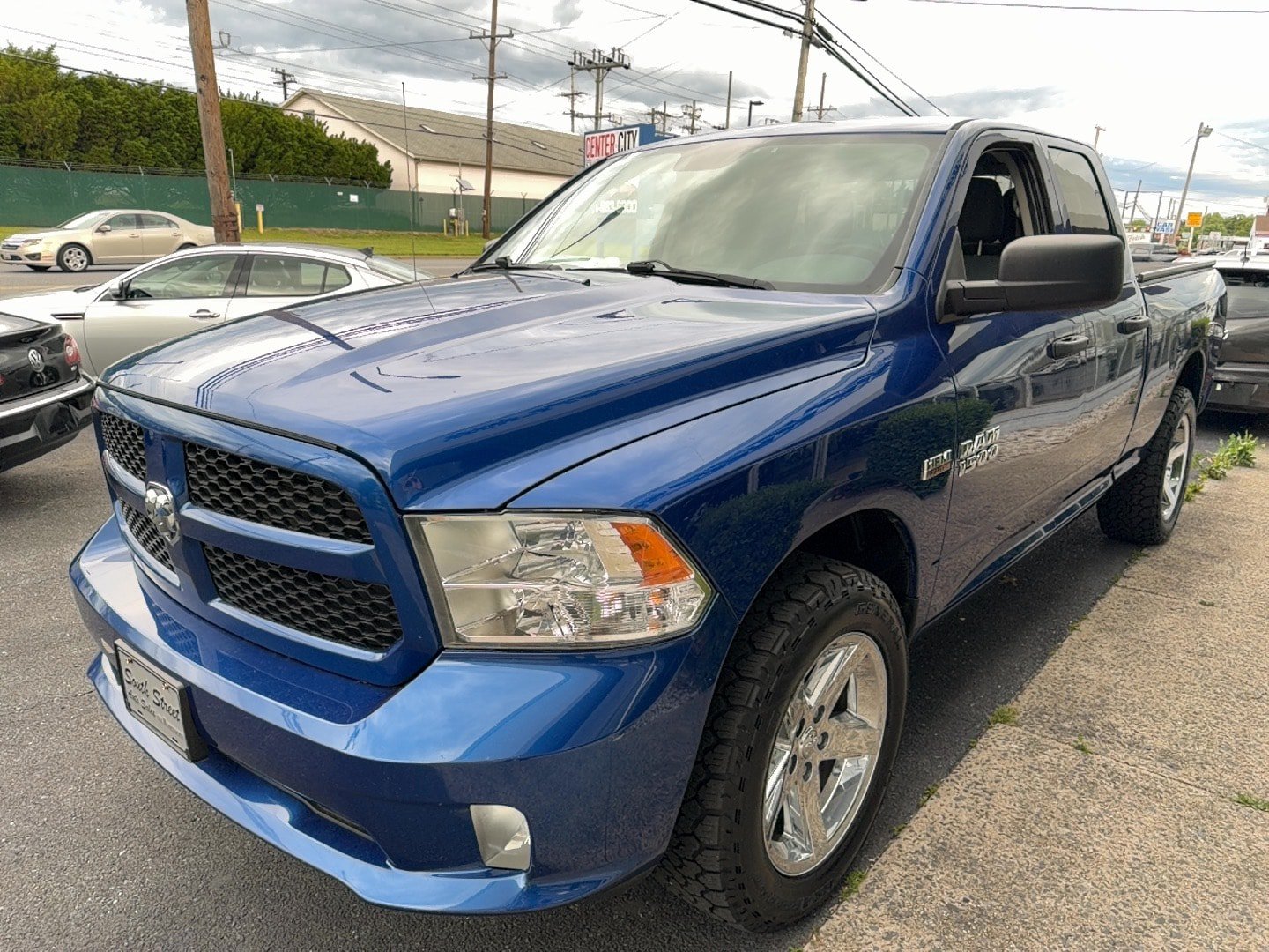 Used 2016 RAM 1500 Express AWD/4WD image 5
