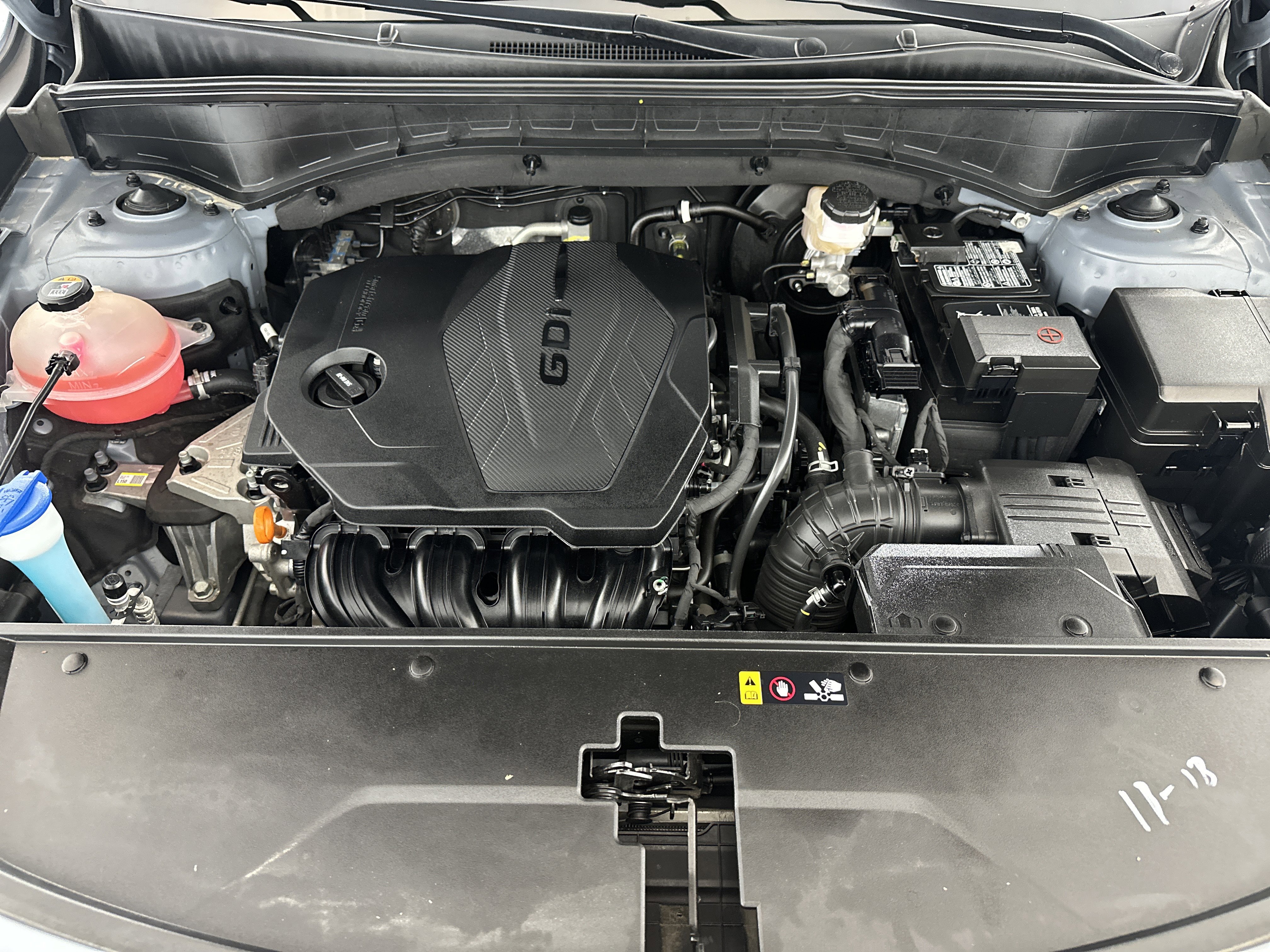 Used 2023 Kia Sorento LX image 12