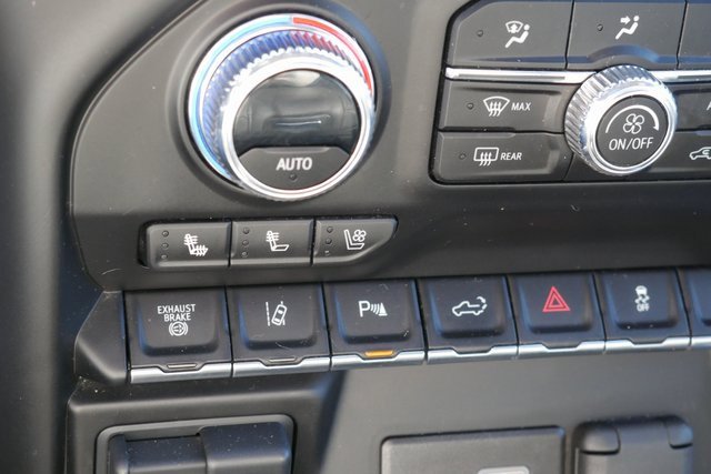 Used 2023 GMC Sierra 3500 SLT w/ SLT Premium Package image 6