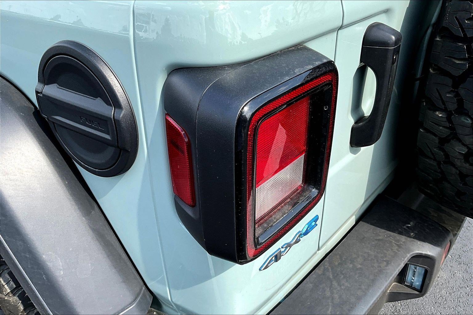 Used 2024 Jeep Wrangler Willys AWD/4WD image 23