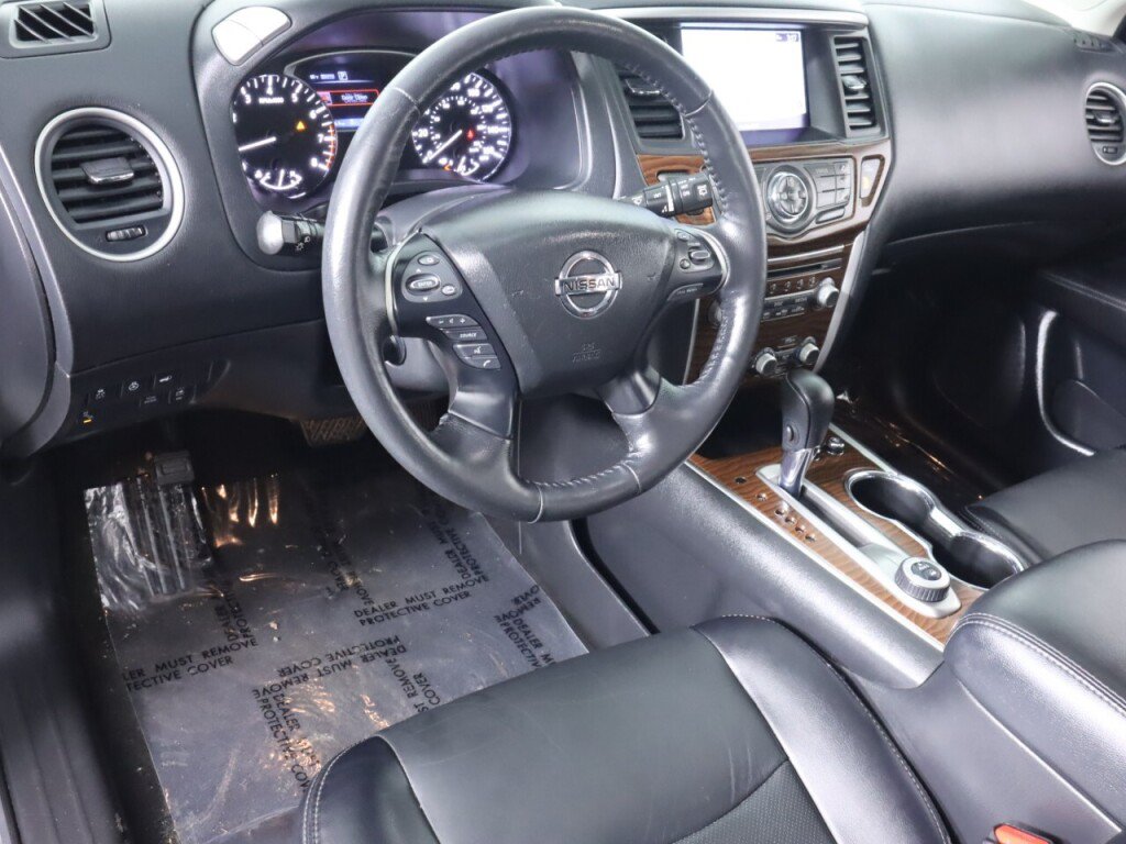 Used 2020 Nissan Pathfinder Platinum AWD/4WD image 9