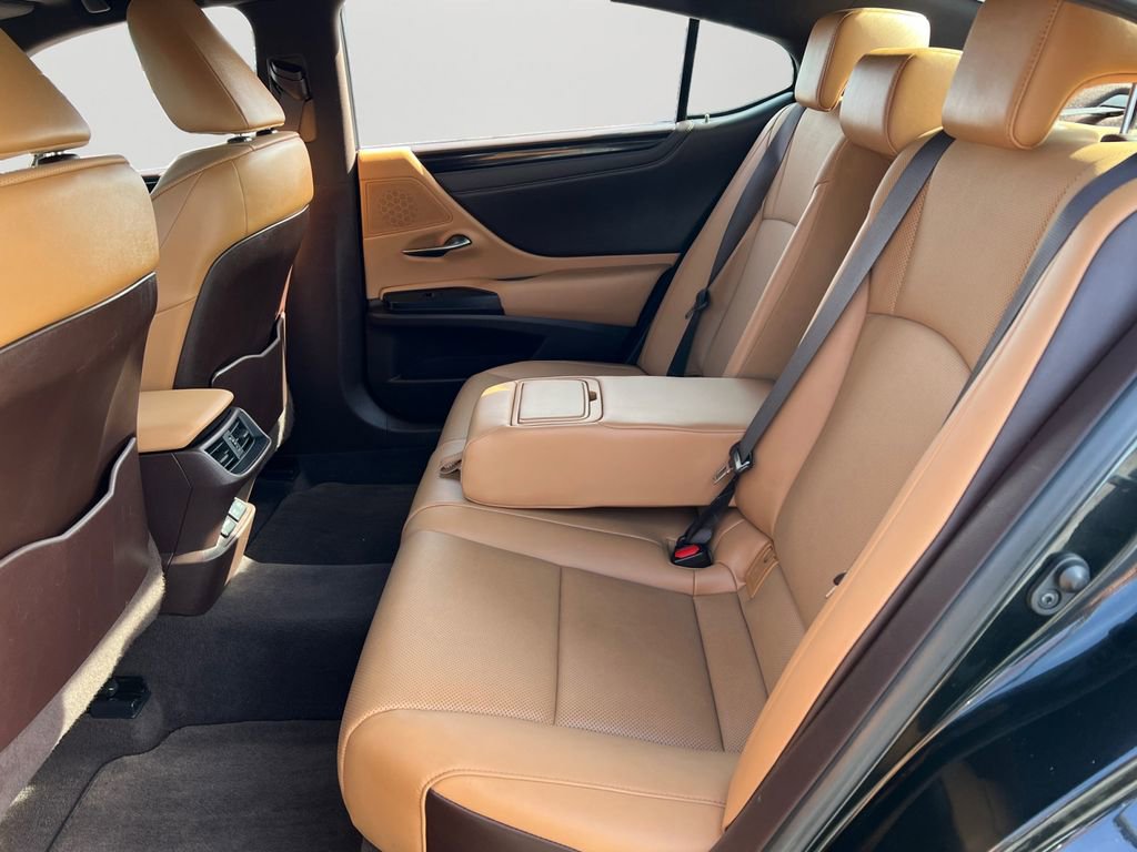 Used 2021 Lexus ES 350 w/ Premium Package image 10