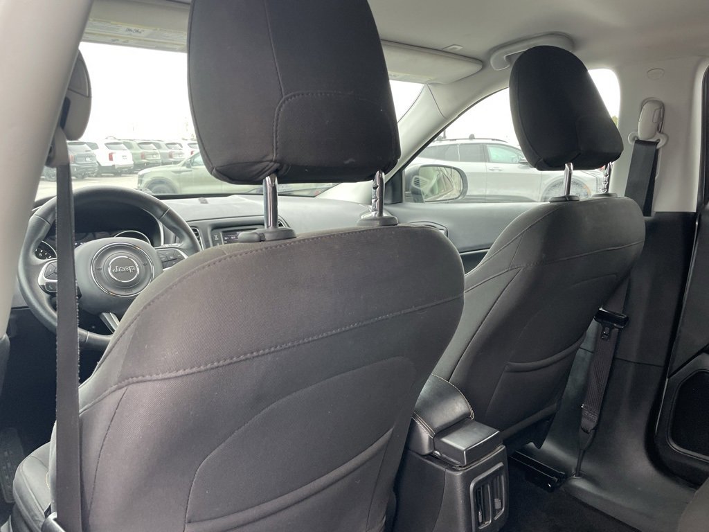 Used 2018 Jeep Compass Sport image 24