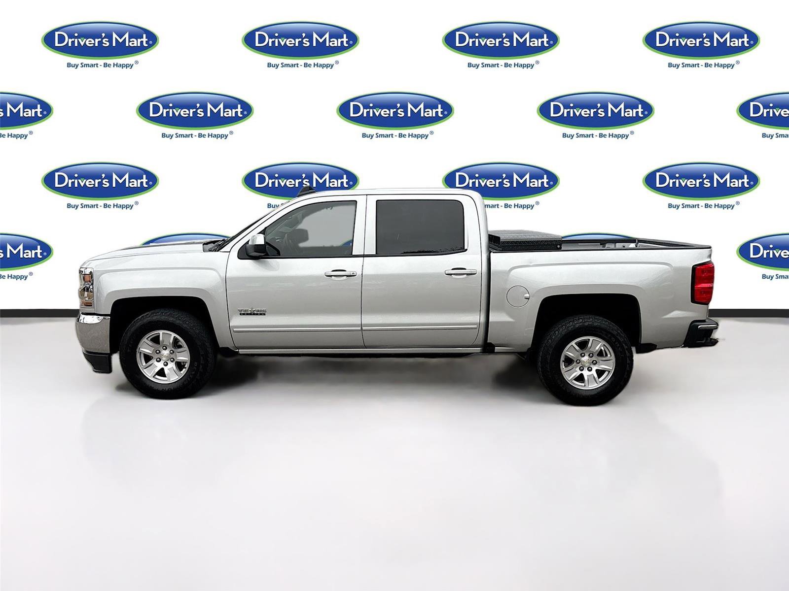 Used 2018 Chevrolet Silverado 1500 LT w/ Texas Edition image 4