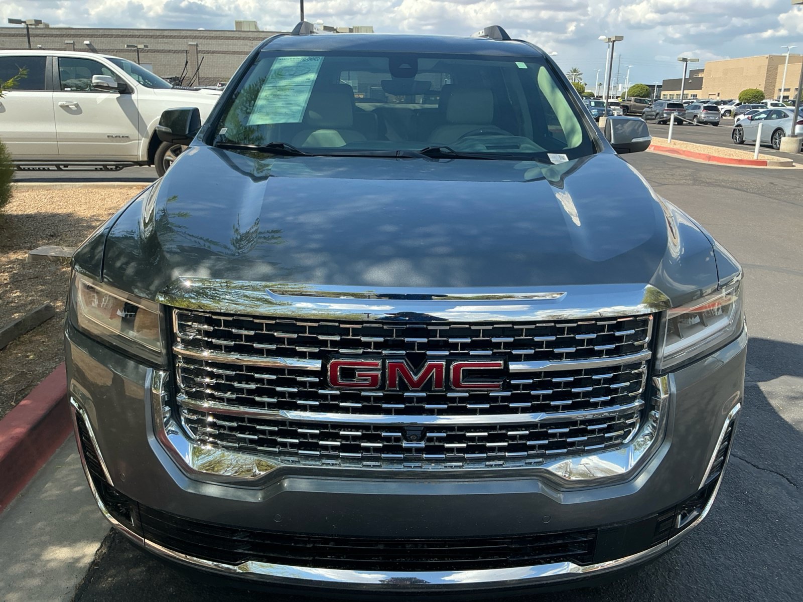 Used 2021 GMC Acadia Denali w/ Denali Ultimate Package AWD/4WD image 22