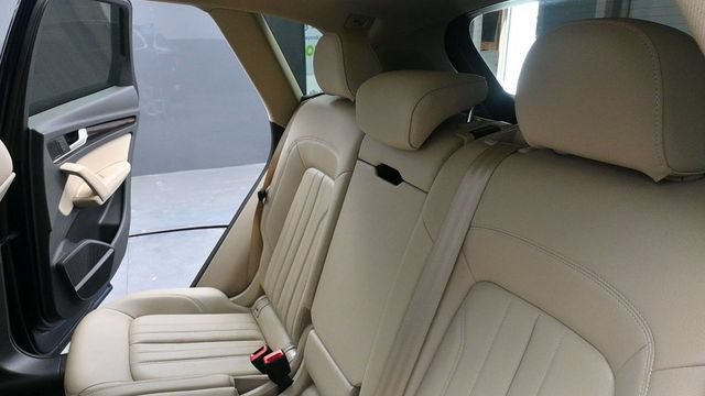 Used 2020 Audi Q5 Prestige w/ Prestige Package AWD/4WD image 22