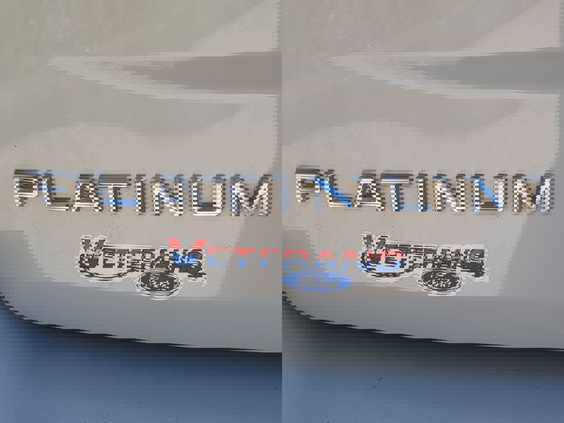 Certified 2025 Ford Expedition Platinum image 40