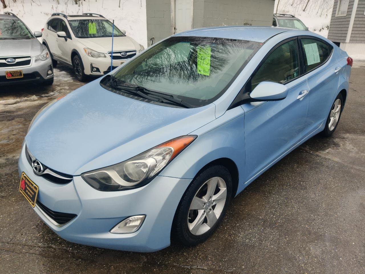 Used 2013 Hyundai Elantra GLS w/ Preferred Pkg image 2