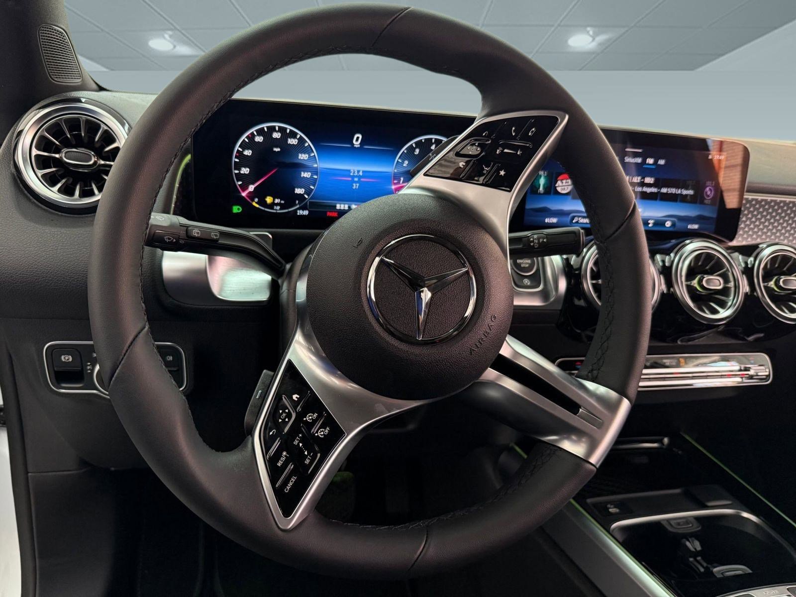 New 2026 Mercedes-Benz GLB 250 image 14