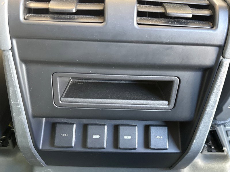 Used 2020 Land Rover Defender 110 S image 65