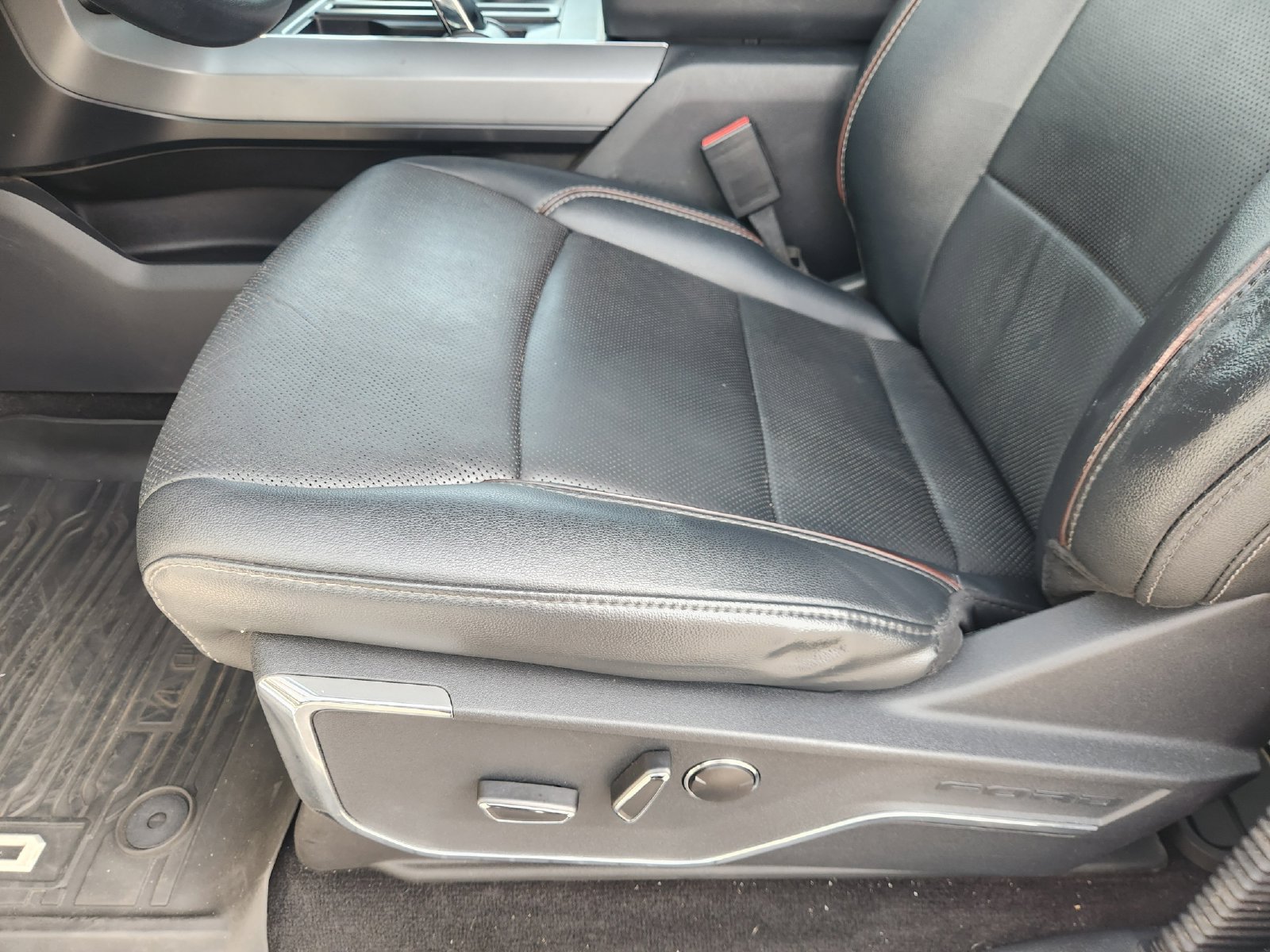 Used 2021 Ford F150 Lariat AWD/4WD image 31