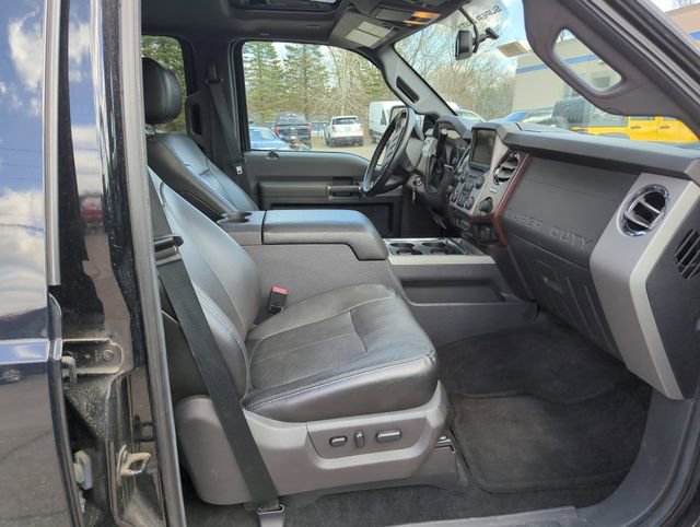 Used 2016 Ford F350 Lariat w/ Lariat Ultimate Package AWD/4WD image 22