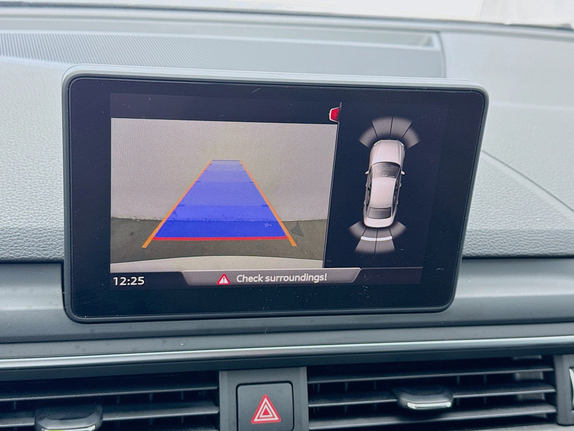 Used 2019 Audi A4 2.0T Premium image 10