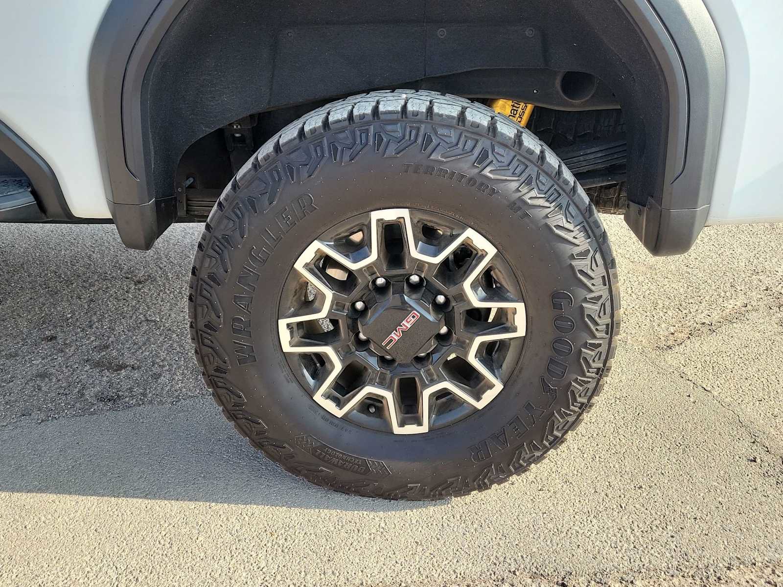 Used 2026 GMC Sierra 2500 AT4X AWD/4WD image 12