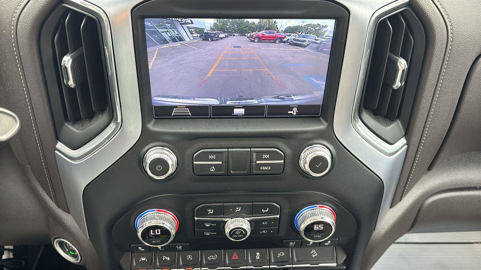 Used 2020 GMC Sierra 1500 SLT w/ SLT Premium Plus Package AWD/4WD image 33