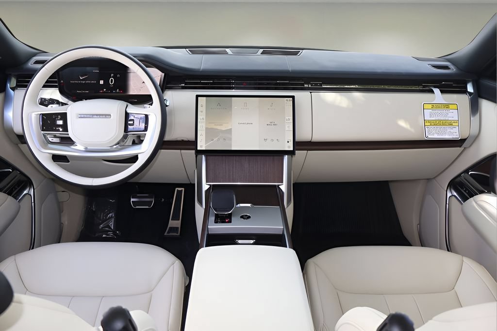 New 2026 Land Rover Range Rover SE AWD/4WD image 13