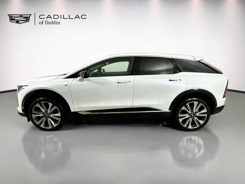 New 2027 Cadillac Optiq Premium Luxury w/ LPO, Floor Liner Package AWD/4WD image 8