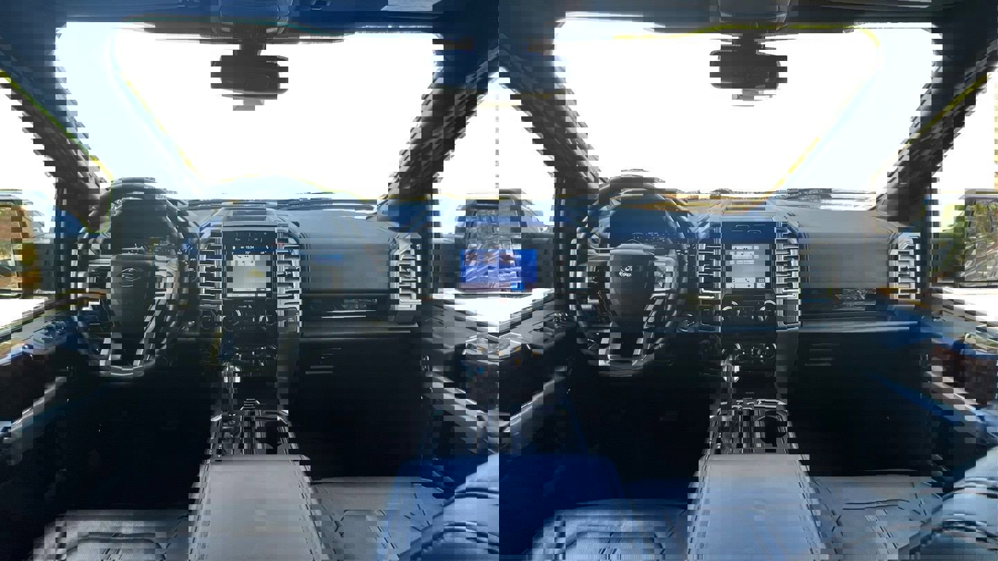 Used 2016 Ford F150 Platinum w/ Equipment Group 701A Luxury AWD/4WD image 36