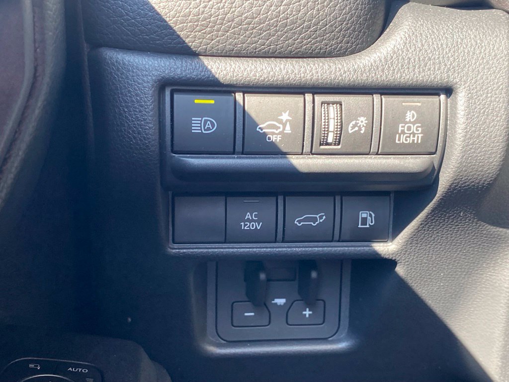Used 2026 Toyota Land Cruiser w/ Premium Package AWD/4WD image 27