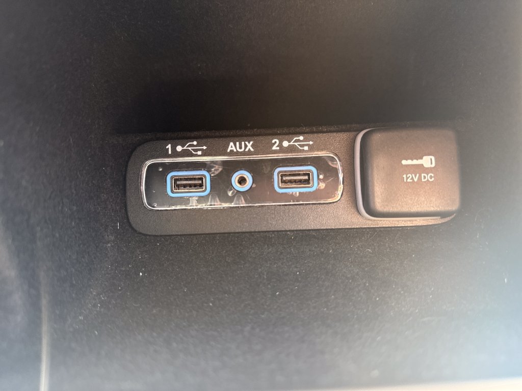 Used 2019 Jeep Grand Cherokee Limited w/ Luxury Group II AWD/4WD image 31