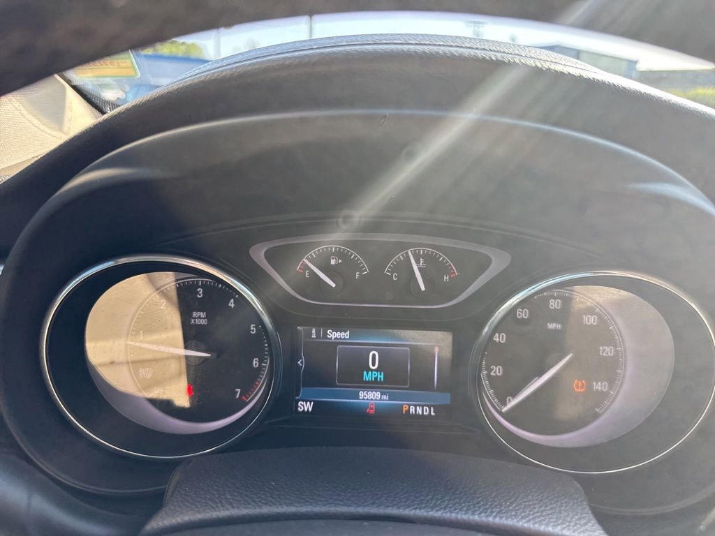 Used 2020 Buick Envision Preferred FWD image 10