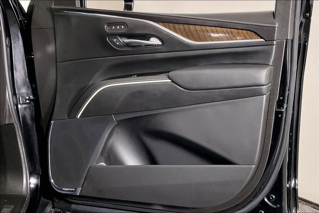 Used 2024 Cadillac Escalade ESV Sport Platinum image 26