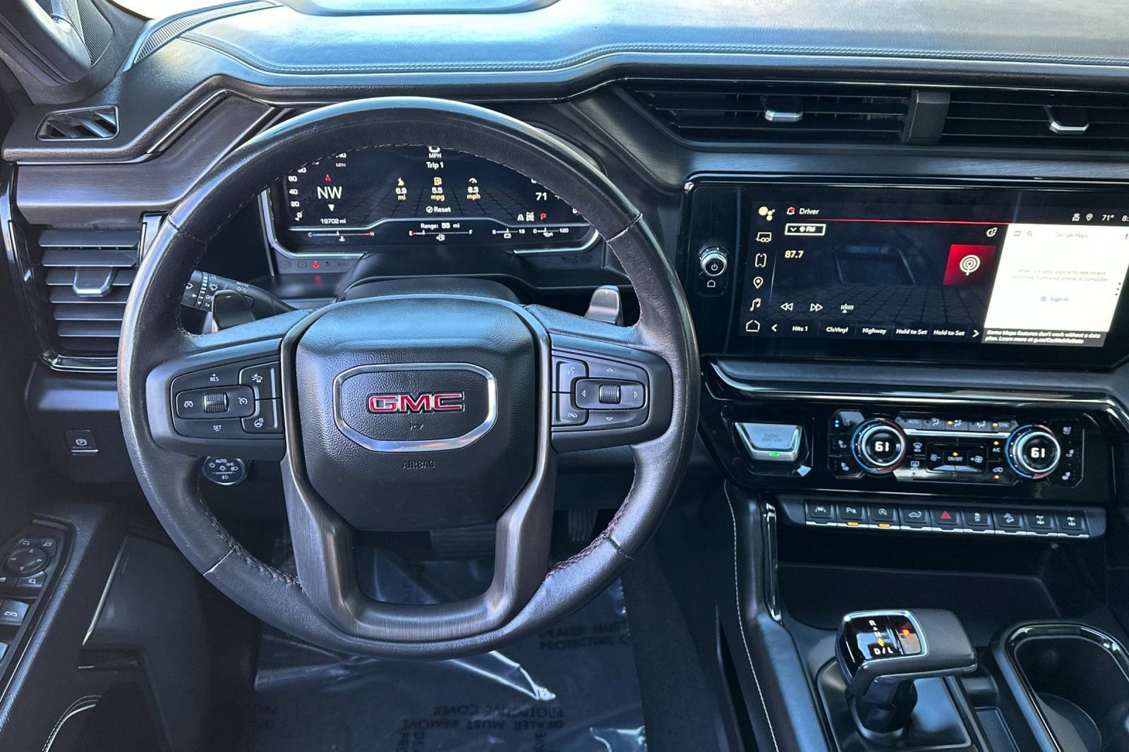 Used 2022 GMC Sierra 1500 AT4X image 16