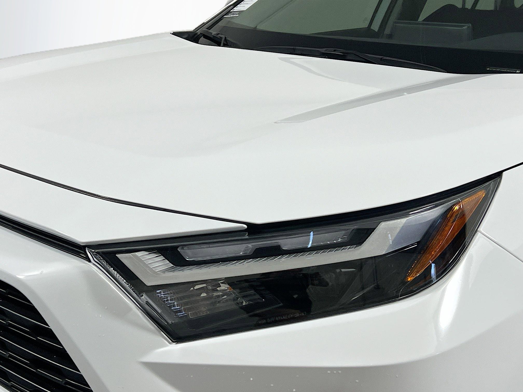 Used 2024 Toyota RAV4 LE FWD image 11