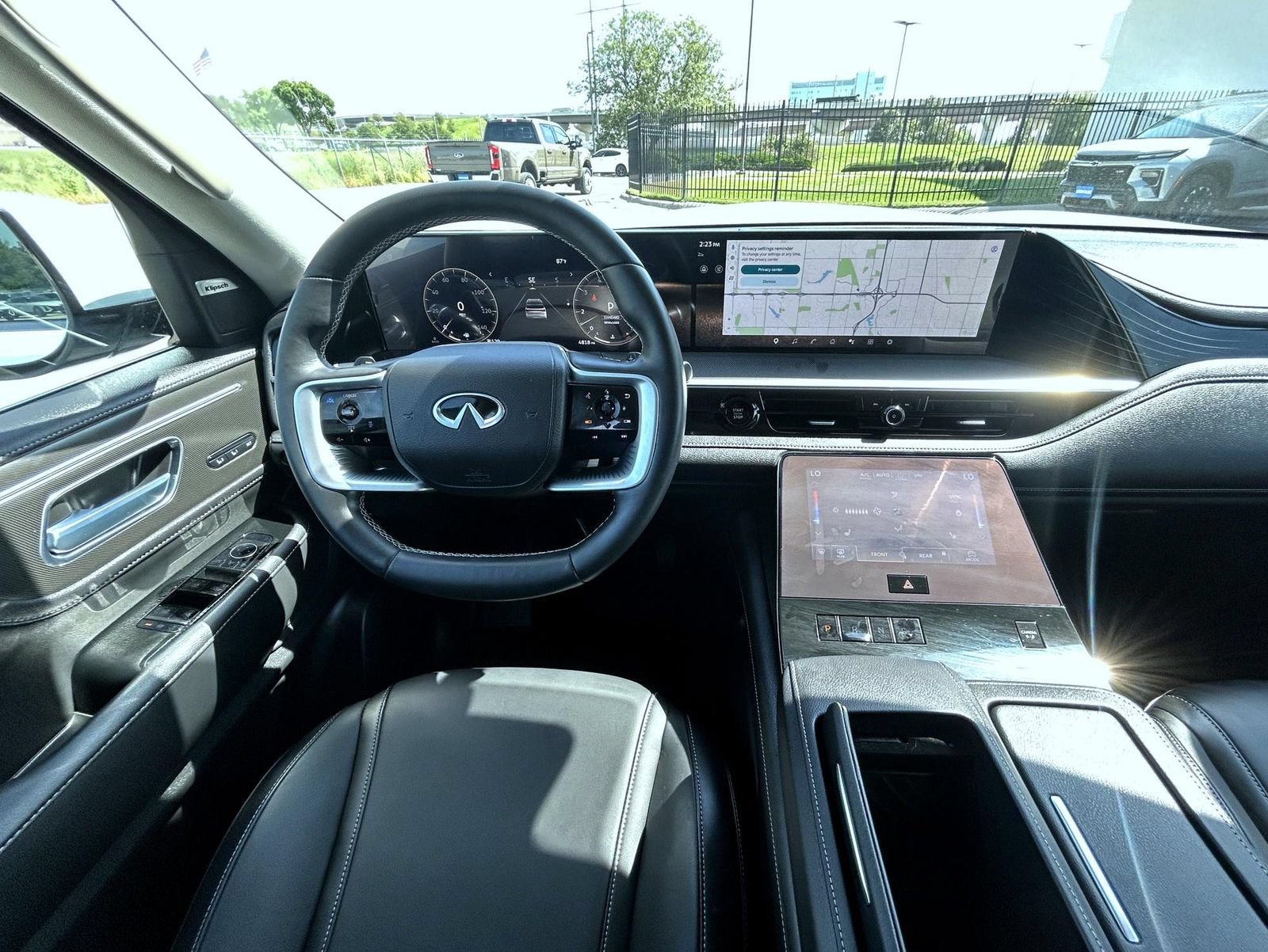 Used 2026 INFINITI QX80 Pure w/ Cargo Package AWD/4WD image 12