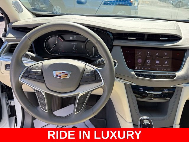 Used 2024 Cadillac XT5 Premium Luxury FWD image 18