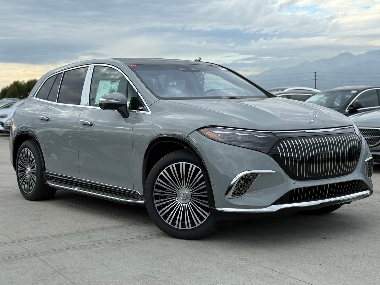 New 2025 Mercedes-Benz Maybach EQS 680 4MATIC image 2