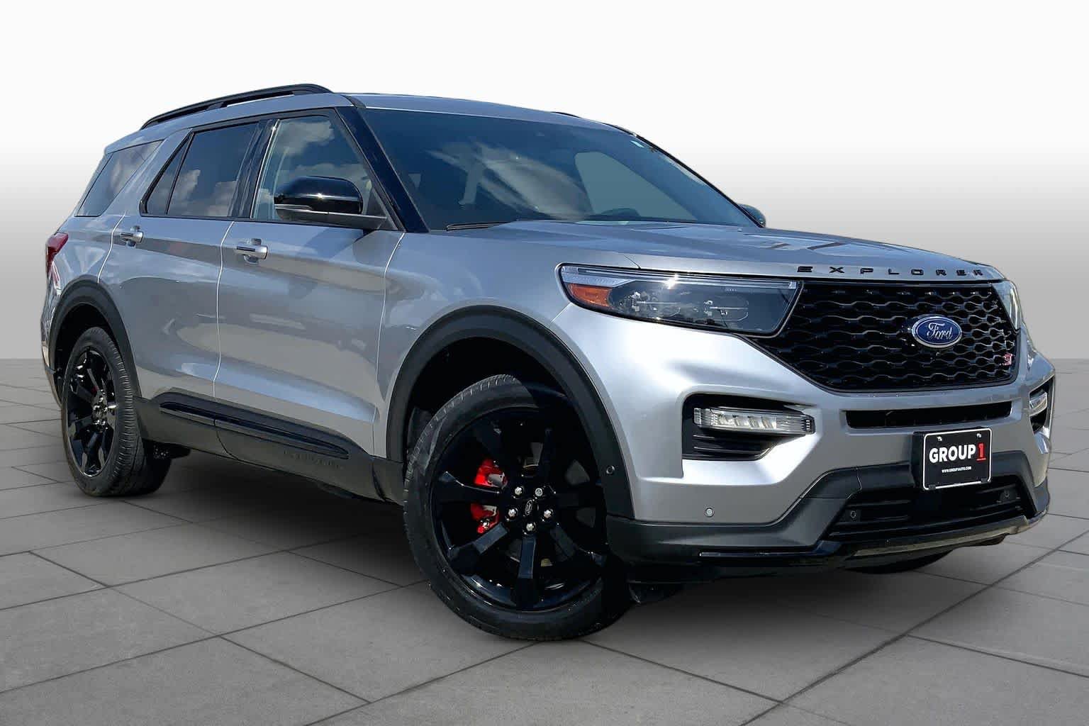 Used 2022 Ford Explorer ST w/ Equipment Group 401A AWD/4WD image 3