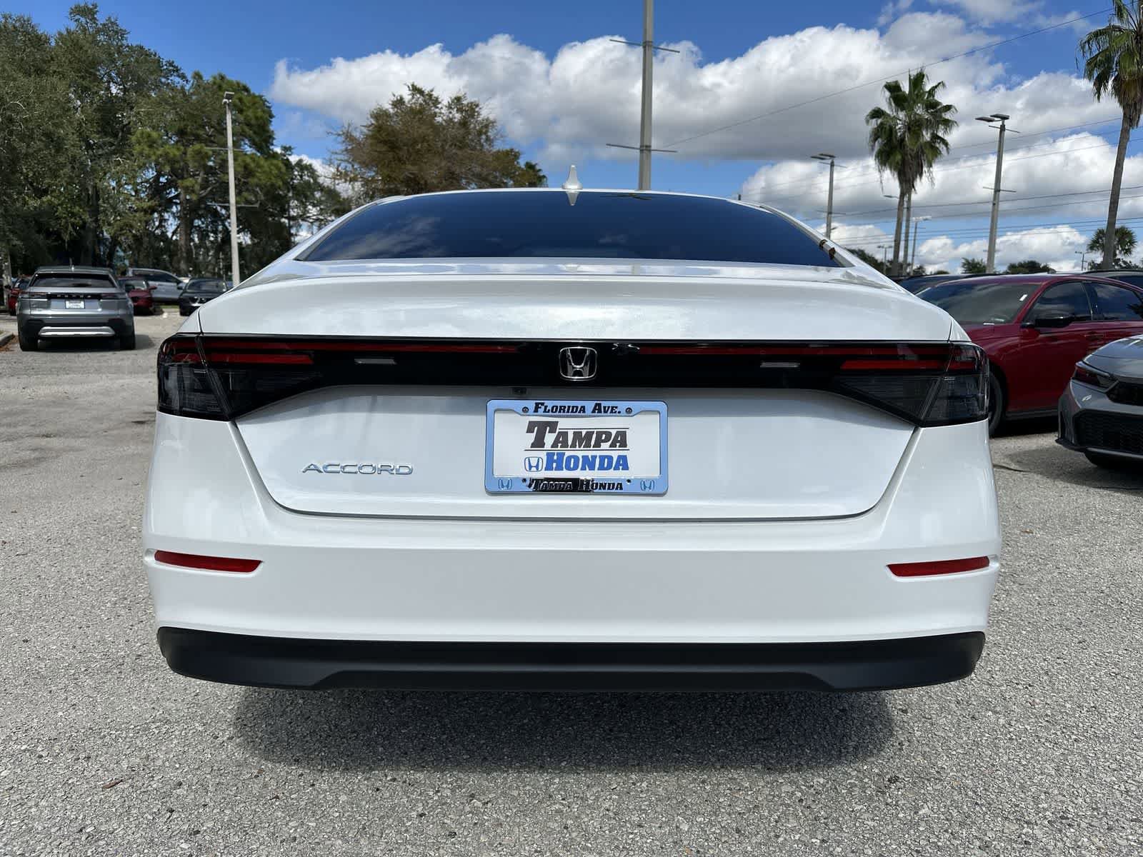 Used 2025 Honda Accord LX image 19