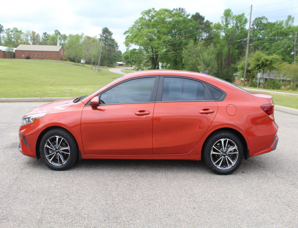 Used 2022 Kia Forte LXS image 7