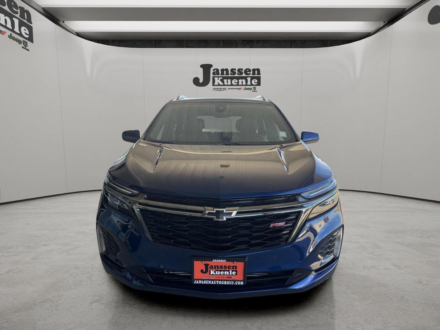 Used 2023 Chevrolet Equinox RS AWD/4WD image 4