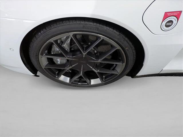 New 2026 Audi RS e-tron GT performance image 10