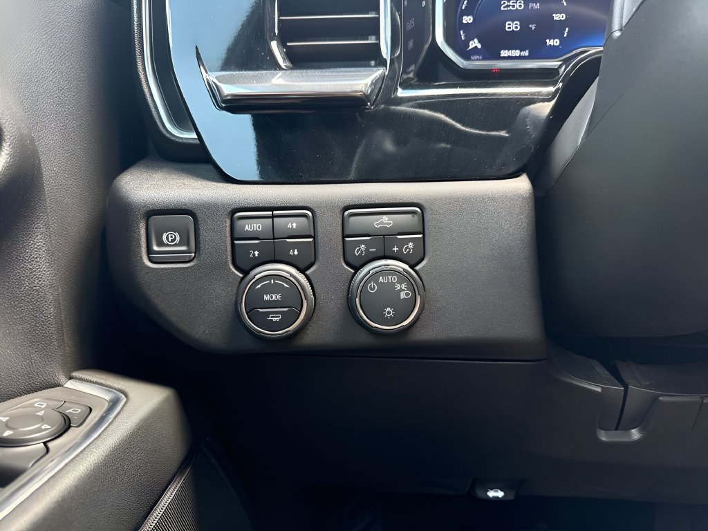 Used 2024 Chevrolet Silverado 1500 LT AWD/4WD image 62