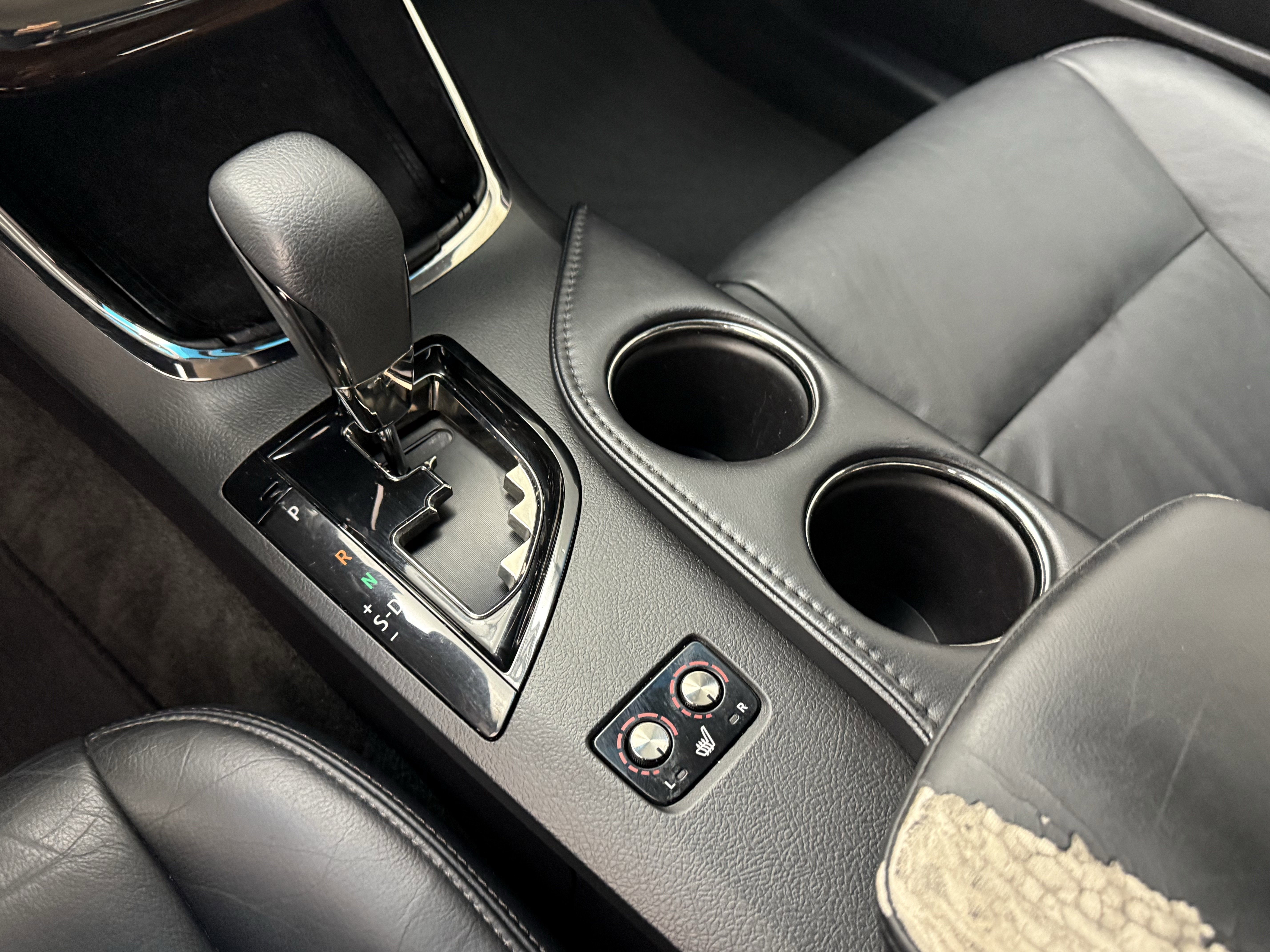 Used 2014 Toyota Avalon XLE image 20