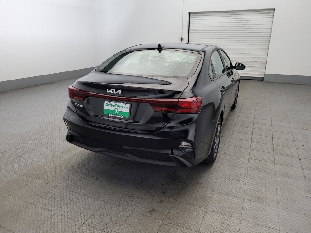 Used 2023 Kia Forte LXS w/ LXS Technology Package image 7