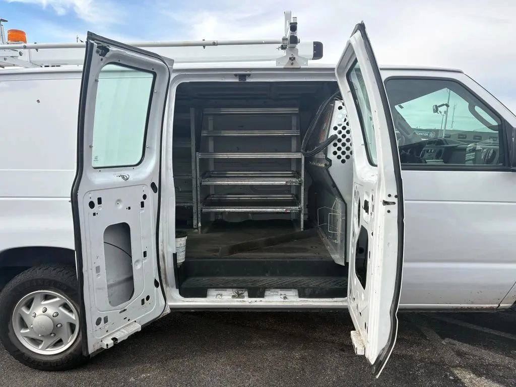 Used 2013 Ford E-150 and Econoline 150 w/ Commercial Cargo Van Pkg RWD image 12
