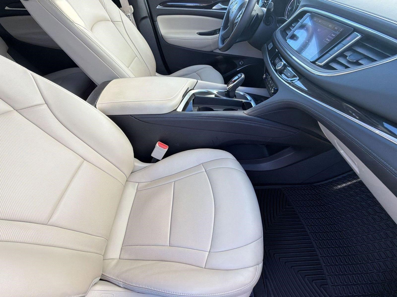 Used 2020 Buick Enclave Essence FWD image 35