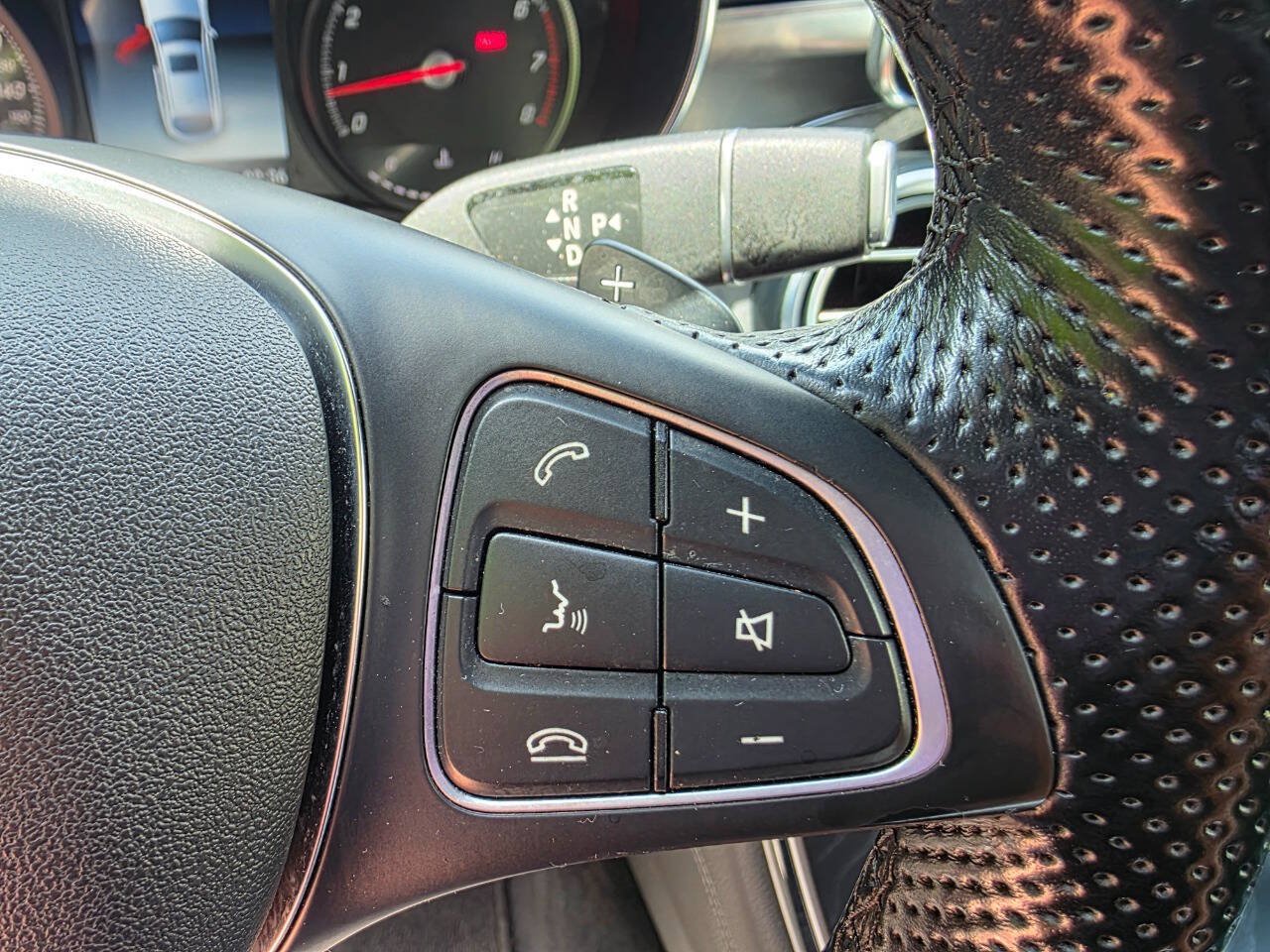 Used 2019 Mercedes-Benz GLC 300 4MATIC Coupe image 20